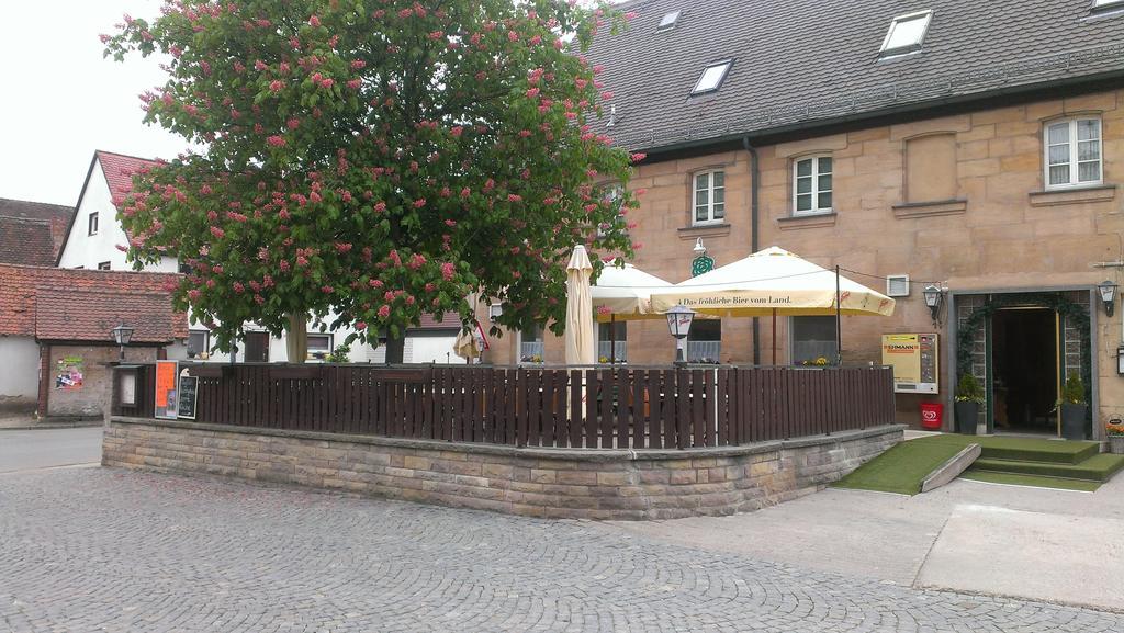 Gasthof Landhotel Gruner Baum Cadolzburg Ngoại thất bức ảnh