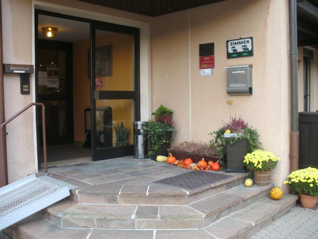 Gasthof Landhotel Gruner Baum Cadolzburg Ngoại thất bức ảnh